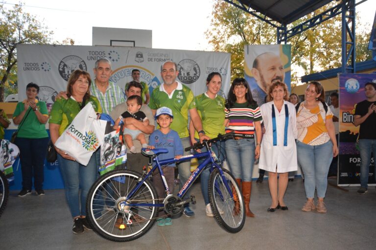 Gran participación de vecinos en el Bingo Familiar previo al OPNGT