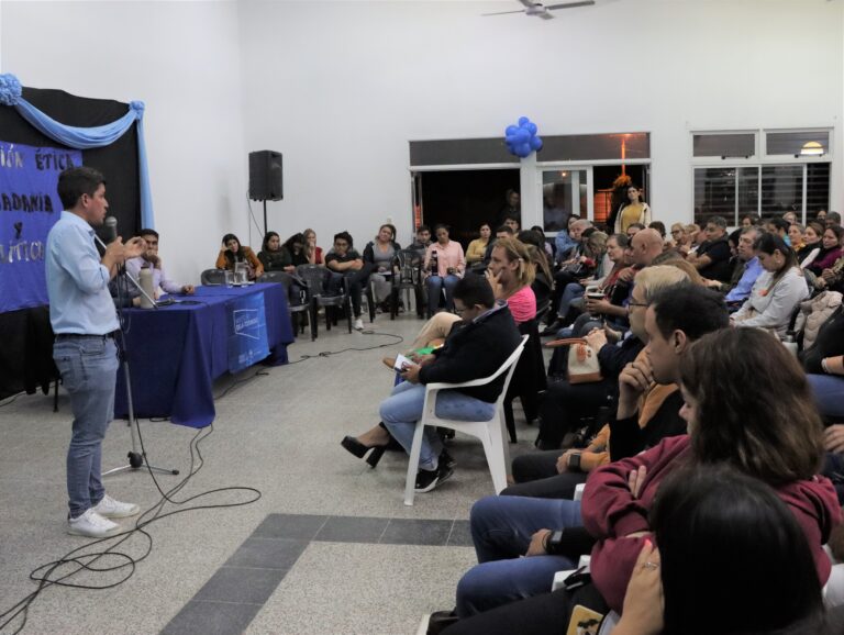 El Ministerio de la Comunidad organizó una jornada de formación ética, ciudadanía y política