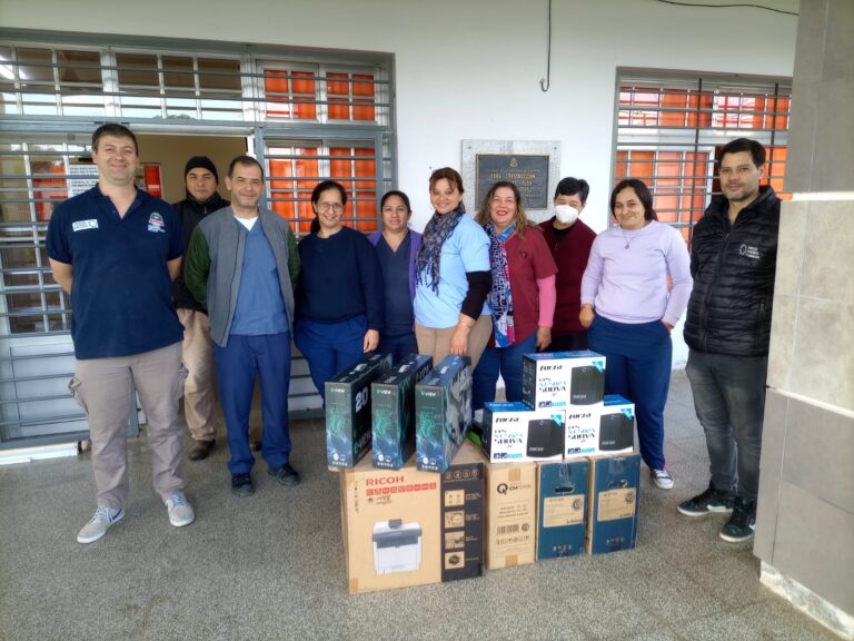 Pirané: Nuevos equipos informáticos para el centro de salud Antonio Saade del barrio Obrero