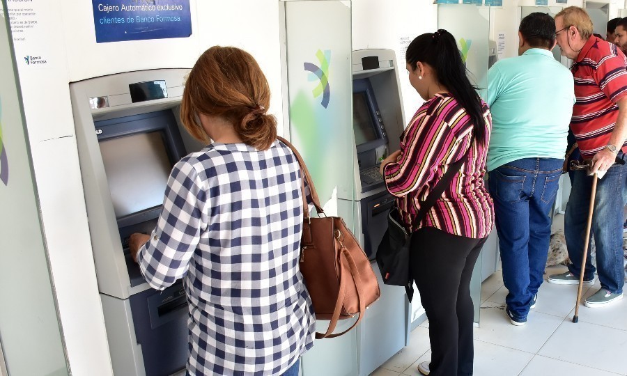 Inicia el pago de haberes de junio para agentes estatales