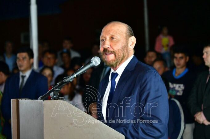 Insfrán: “Como somos peronistas, la verdadera democracia es cuando un Gobierno hace lo que el pueblo quiere”