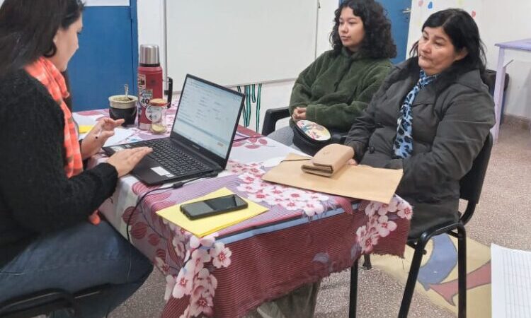 Becas Progresar: Nueva convocatoria y acompañamiento a jóvenes en las inscripciones