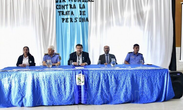 Por el Día Mundial contra la Trata de Personas, personal policial realizó una capacitación sobre la temática