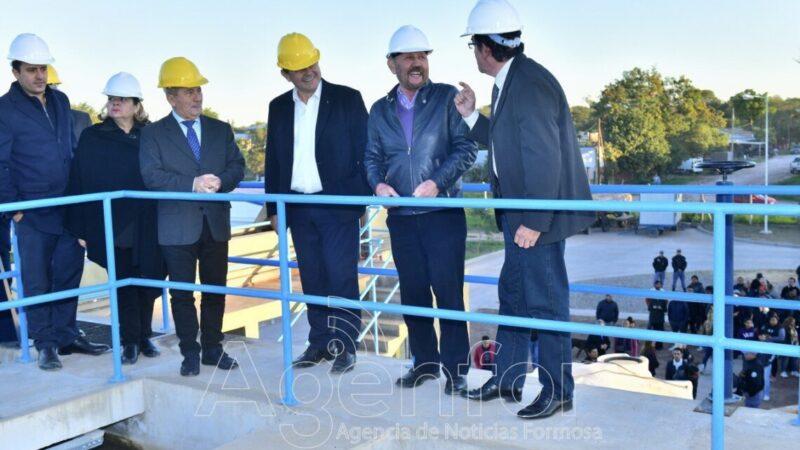 Gildo Insfrán inauguró la nueva planta de agua potable de Las Lomitas