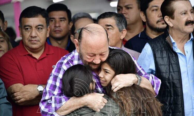 En el OPNGT el Gobernador fue recibido por una multitudinaria concurrencia de vecinos