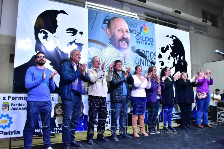 Precandidatos de Unión por la Patria concretaron un encuentro con trabajadores de salud