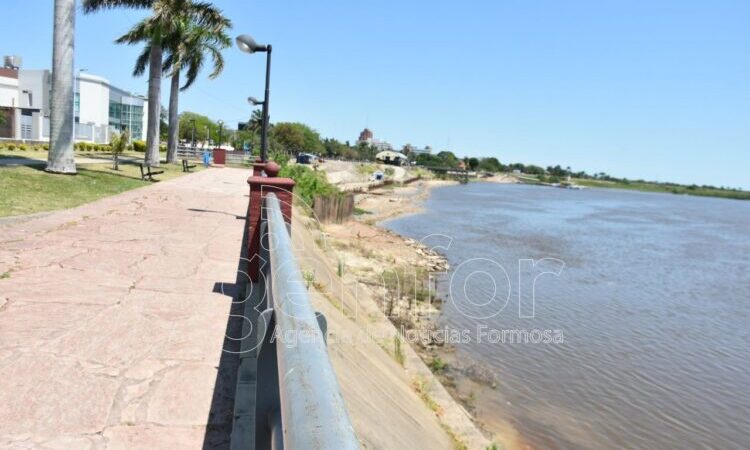 El río Paraguay está con un leve descenso y en el puerto local se registra una altura de 3,69 metros