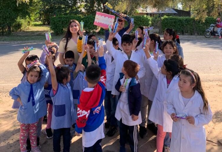 Amplia jornada sanitaria destinada a las familias de Km 100