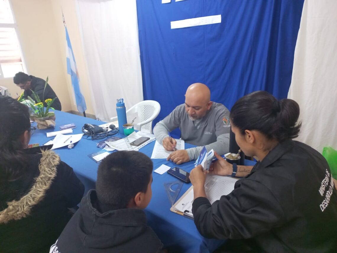 Villafañe: escolares recibieron controles del Programa Provincial de Libretas de Salud Escolar