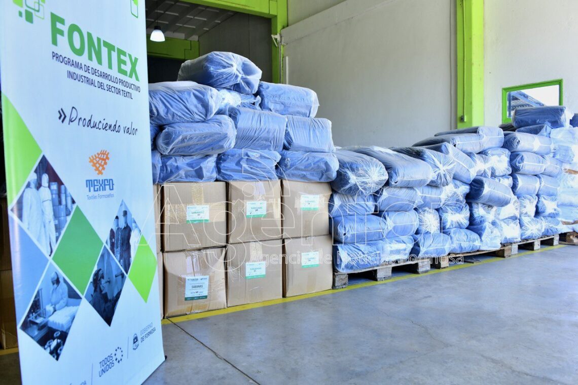 Fontex entregó 1500 prendas al Ministerio de la Comunidad