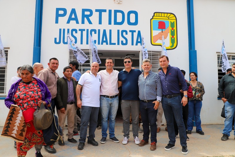 El vicegobernador Solís se reunió con dirigentes organizados de Ingeniero Juárez