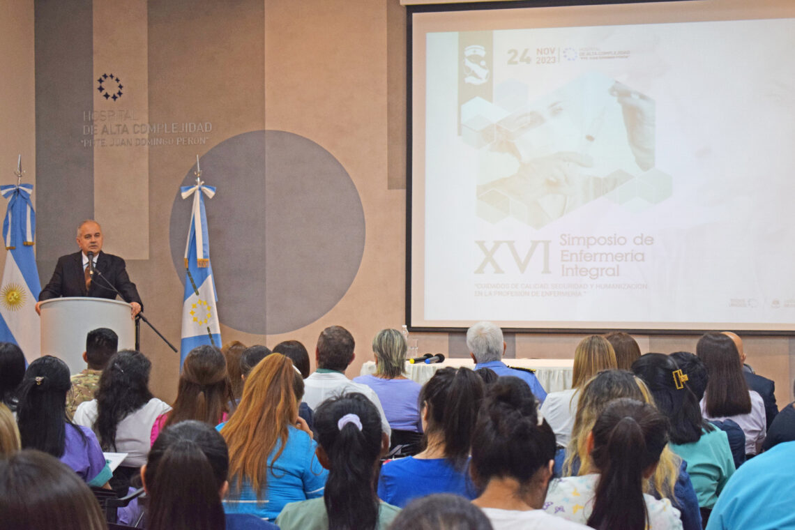 Enfermeros actualizaron e intercambiaron sus conocimientos en el XVI Simposio de Enfermería integral realizado en HAC