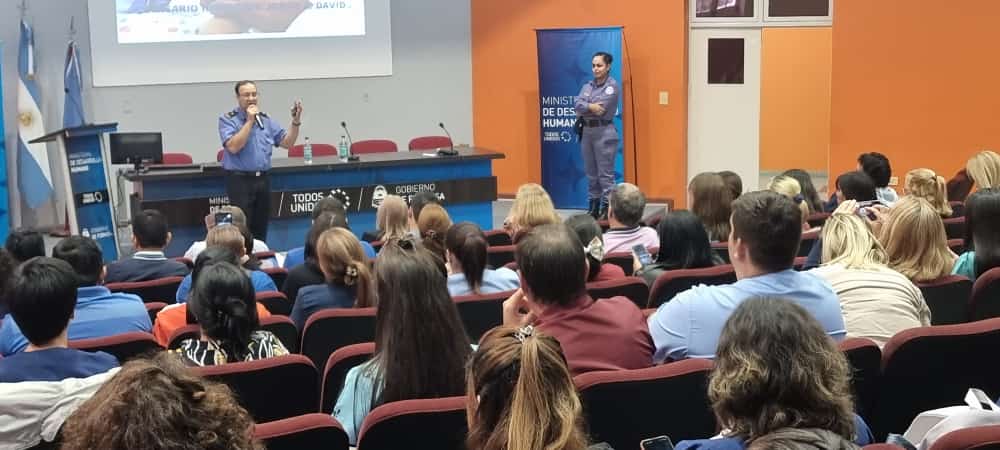 Con numerosa asistencia finalizó el Curso de Perfeccionamiento para la Identificación del Recién Nacido