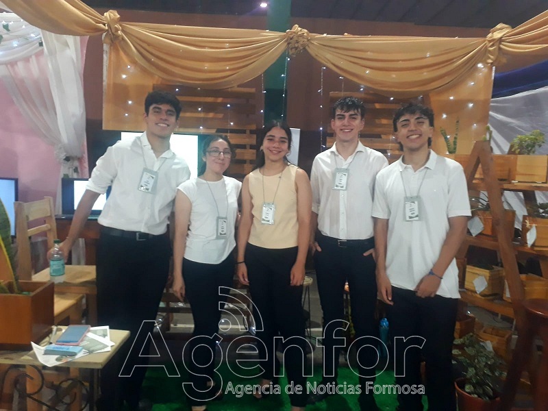 Estudiantes del Instituto San Martín expusieron sus productos de microemprendimientos