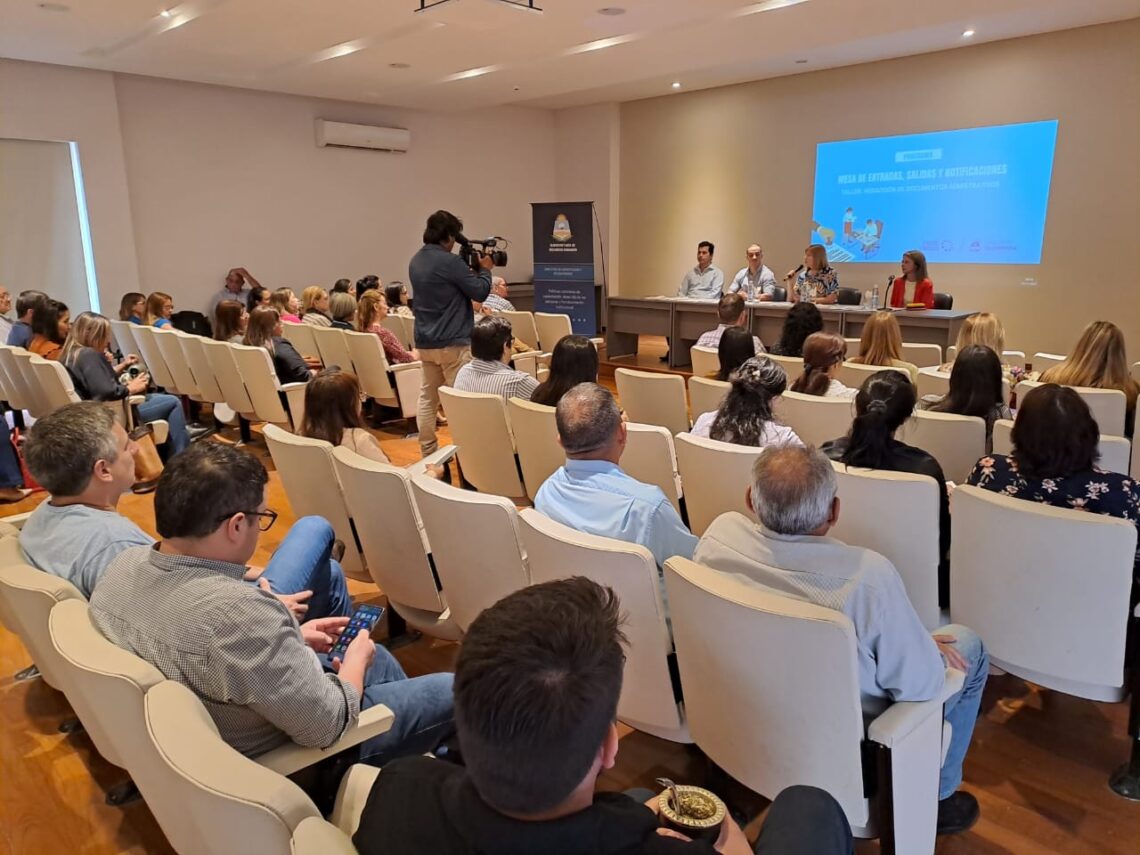 Se realizó el taller sobre redacción de documentos administrativos