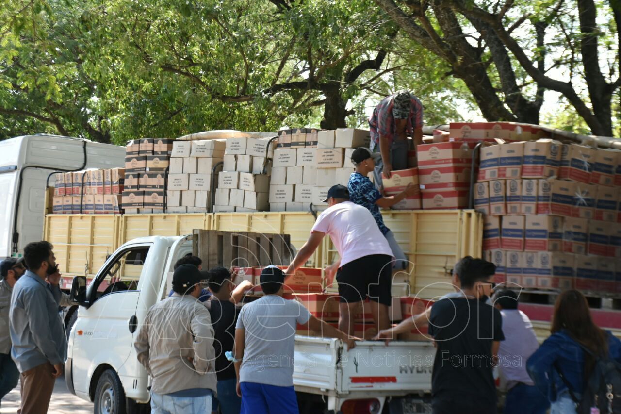 El Gobierno repartirá más de 250 mil sidras y pan dulces en toda la provincia