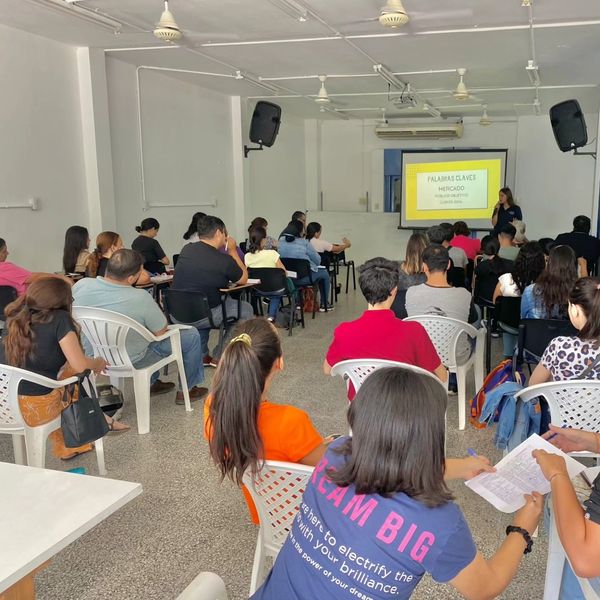Inició el taller “Construyendo las redes de tu emprendimiento”