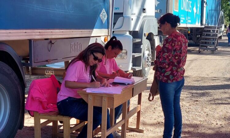 Prevención del cáncer de mama: camión sanitario recorre el interior provincial
