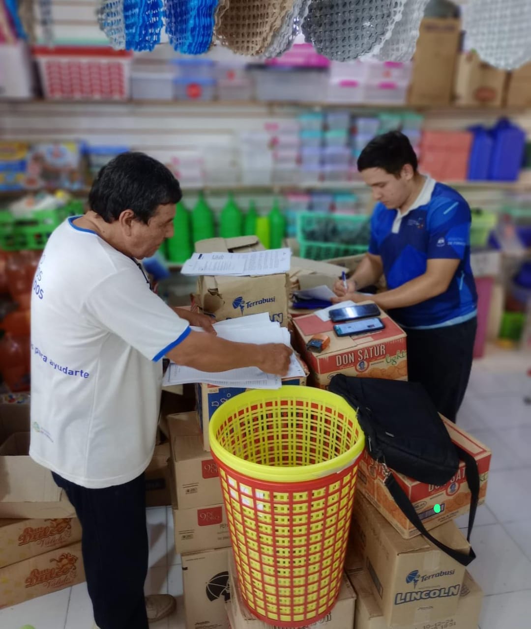 Defensa al Consumidor inició actuaciones contra comercio que exhibía precios de productos en dólares