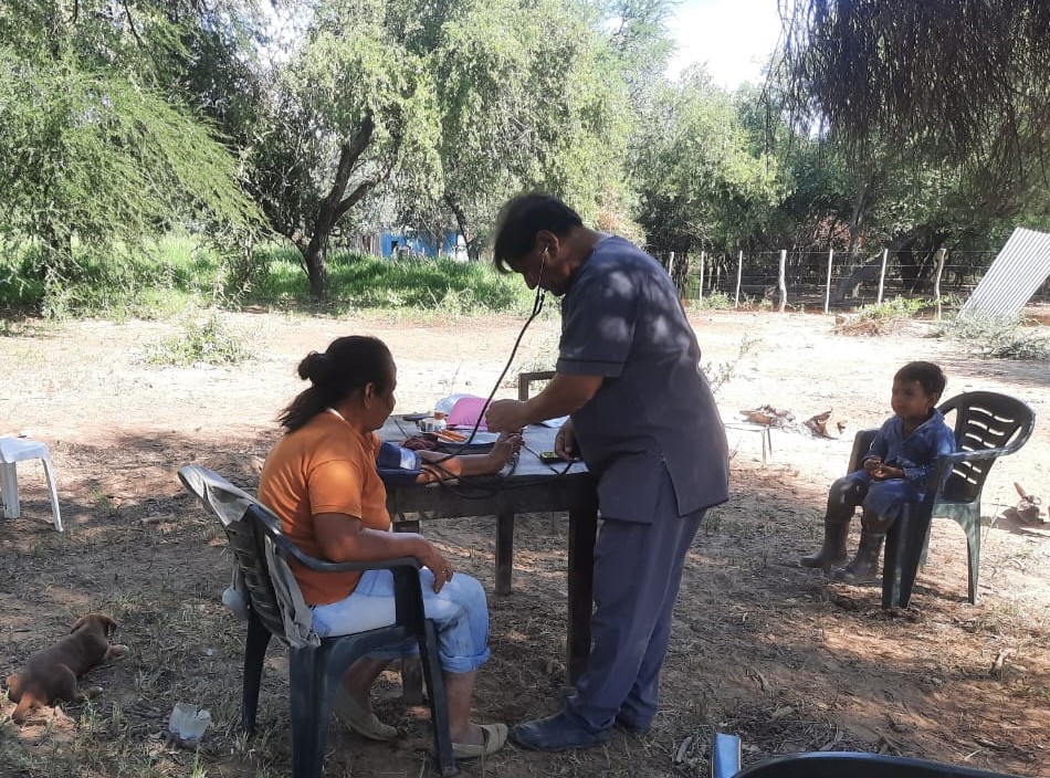 Brindan atenciones integrales de salud a las familias autoevacuadas por la creciente del Bañado La Estrella