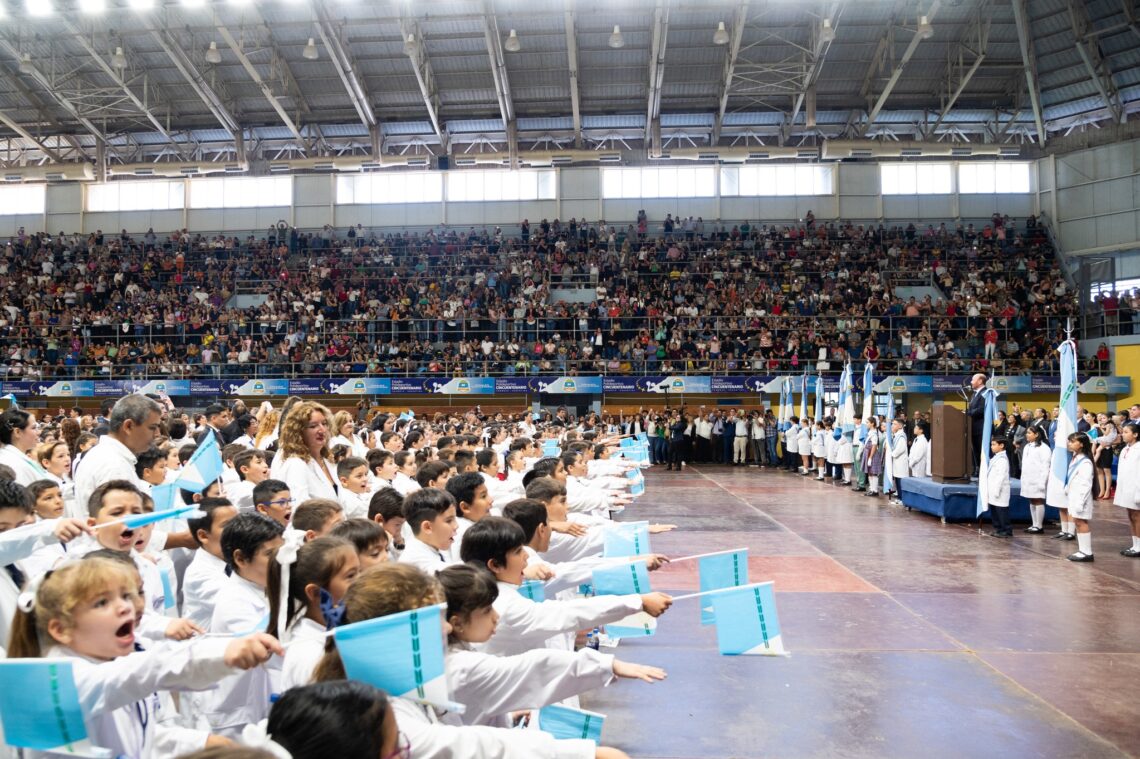 Insfrán: “Seguiremos construyendo el futuro que nos merecemos como pueblo”