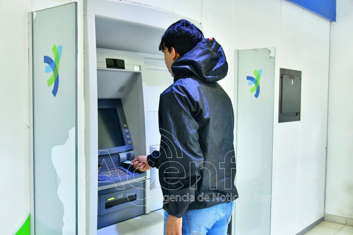 Comienza este sábado el pago a los estatales