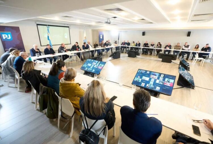 El PJ nacional aprobó la convocatoria a elecciones internas para el 17 de noviembre