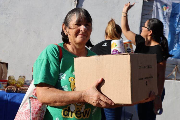 Comenzó la entrega de cajas alimentarias para personas con celiaquía