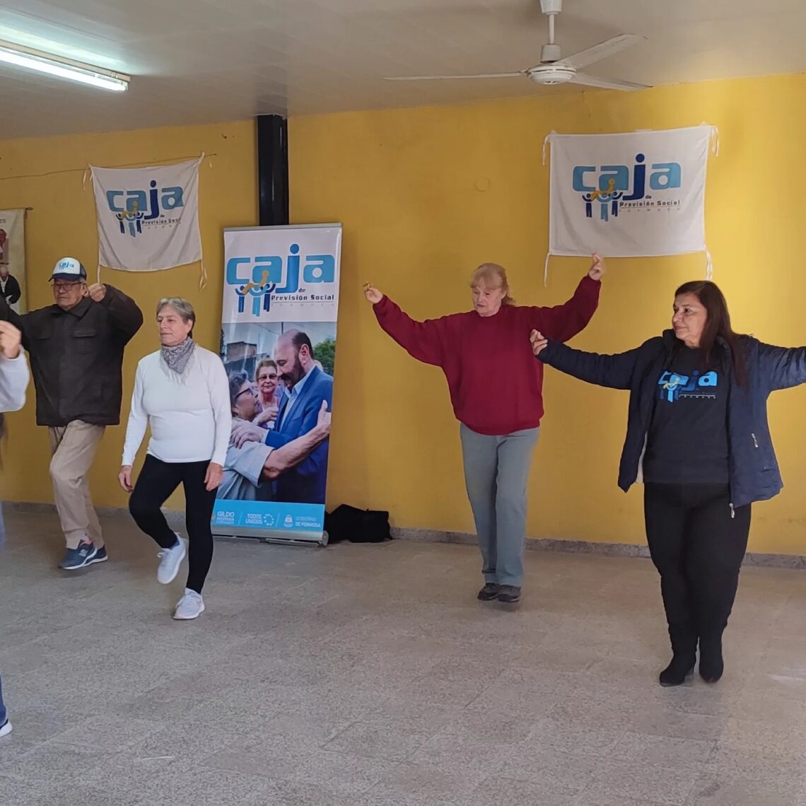 La Caja de Previsión Social dicta taller de folklore en el Centro de Jubilados 60 Primaveras