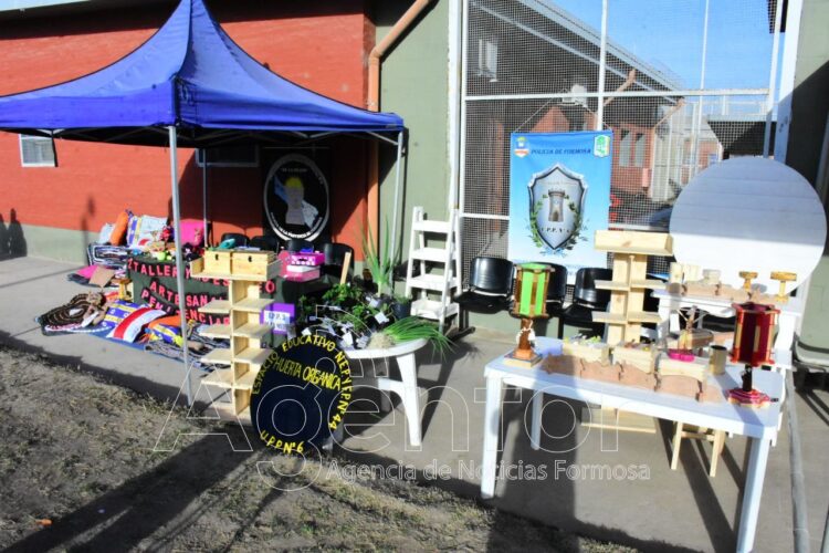 Hubo exposición de talleres penitenciarios