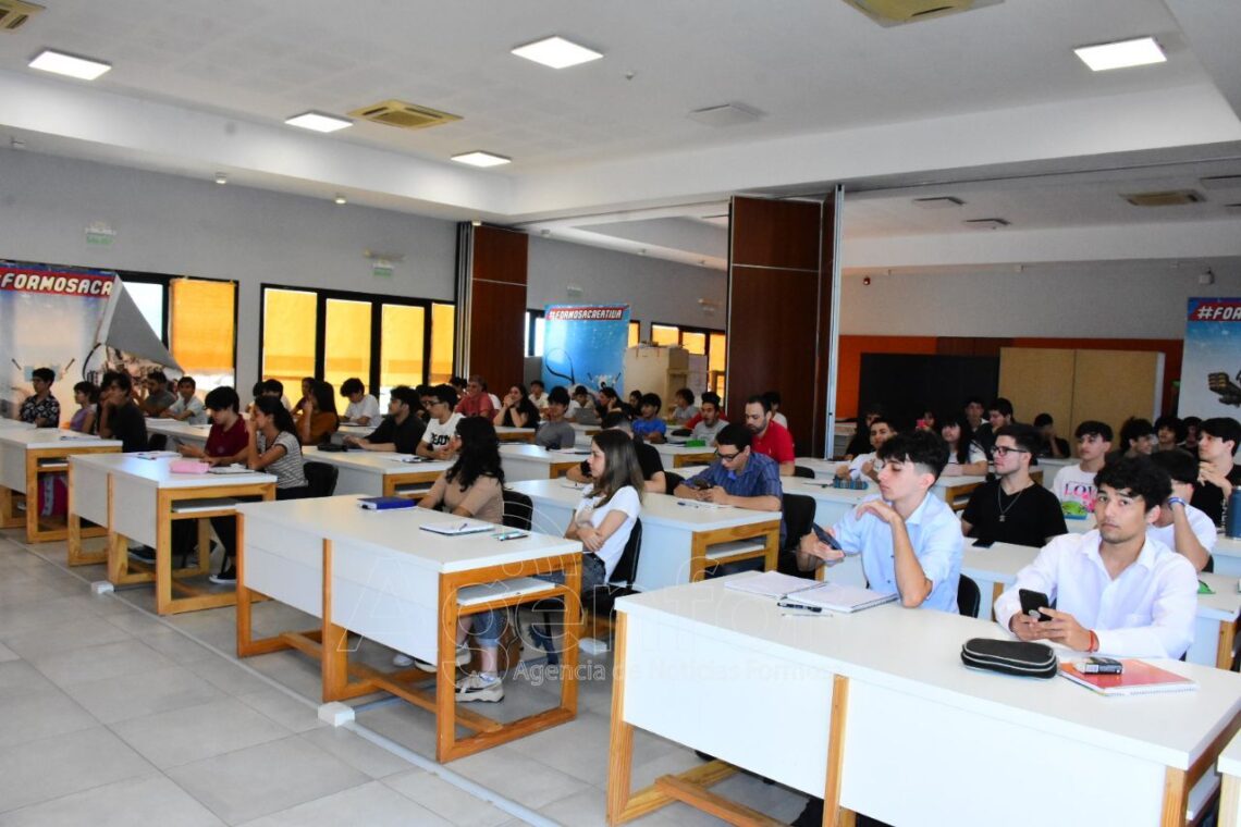 Gorostegui afirmó que “los egresados del Instituto Politécnico Formosa tienen una alta empleabilidad”