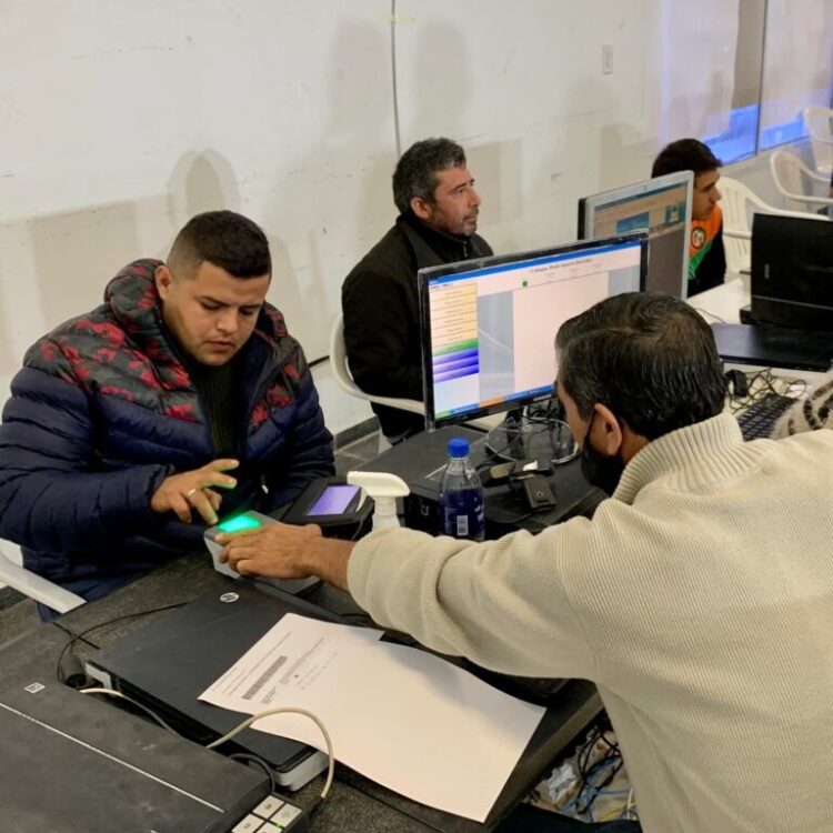 Gran concurrencia en los servicios del Registro Civil prestados en el barrio Namqom