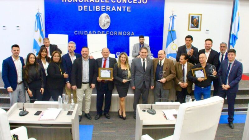 El Concejo Deliberante declaró “Ciudadanos Notables” a los hermanos Rojas Telles de la histórica peluquería Isidorito