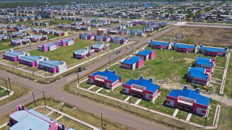 IPV: Ugelli dijo que avanzan en obras anexas de viviendas para poder realizar un sorteo antes de fin de año
