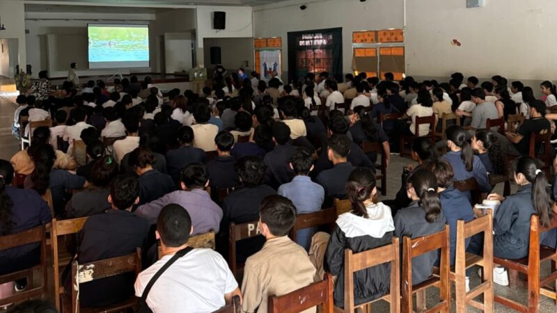 “Paisajes de Mi Tierra”: Comenzó la recorrida en diferentes colegios secundarios