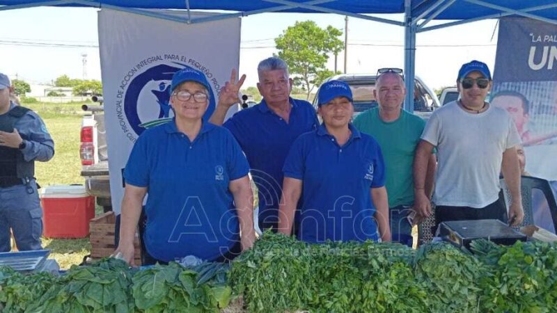 El Programa de Acción Comunitaria “Todos Unidos” visitó el barrio Lisbel Rivira
