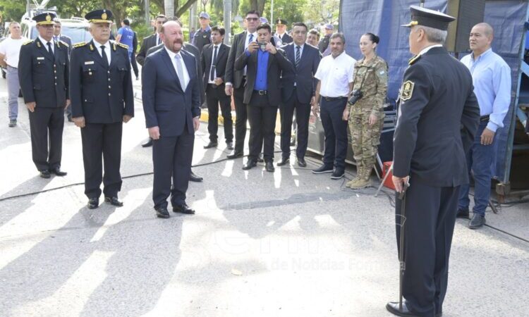 El gobernador Insfrán presidió el acto del 64º aniversario de la Policía de Formosa