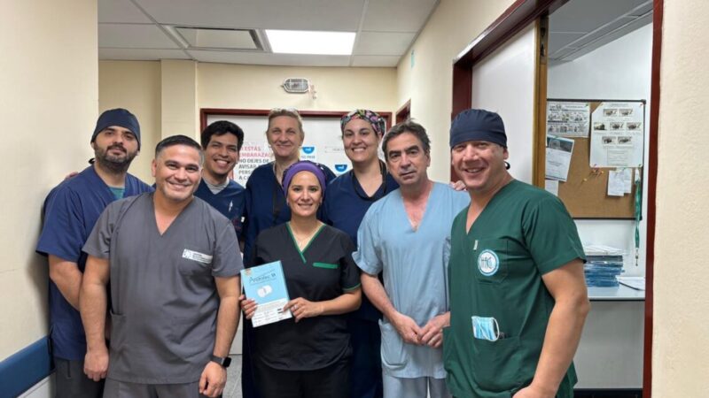 El Servicio de Hemodinamia del HAC realizó un innovador procedimiento endovascular