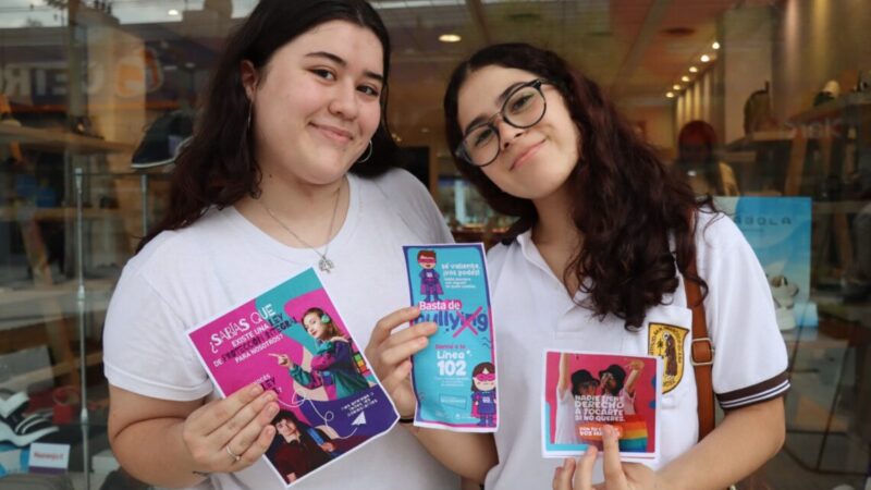 Se realizó una actividad de concientización en la peatonal por el Día Mundial de la Prevención contra el Abuso Sexual Infantil