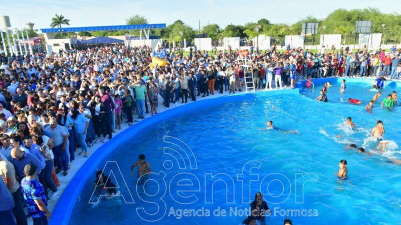 Lomitenses celebraron la apertura del nuevo Parque Acuático