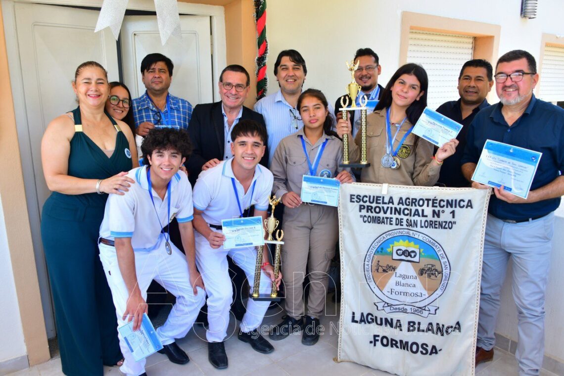 Educación distinguió a alumnos de escuelas técnicas por trabajos presentados en la instancia nacional de Feria de Ciencias