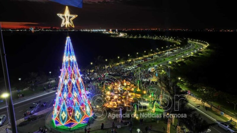 El gobernador Insfrán habilitó la edición 2024 de “Formosa Brilla”