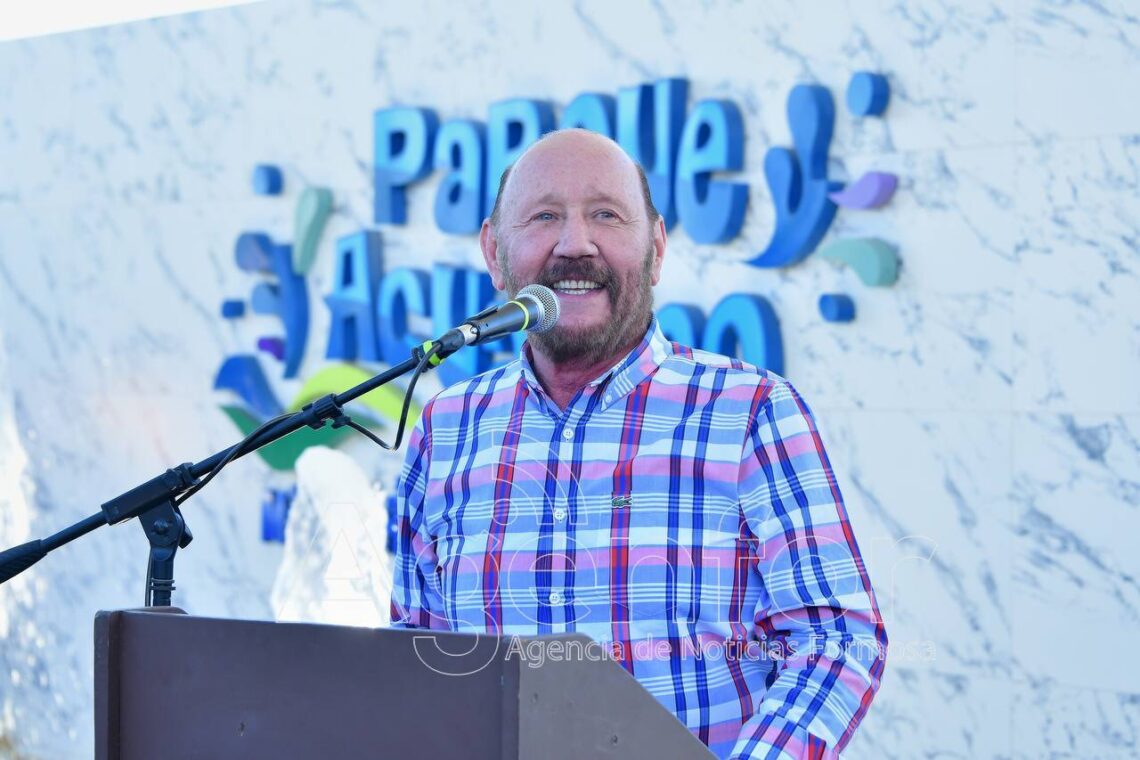 Insfrán en Las Lomitas: “No nos encandila sacarnos fotos con personajes tenebrosos, sólo la fe en Dios y el amor a nuestro pueblo es lo que nos mueve”