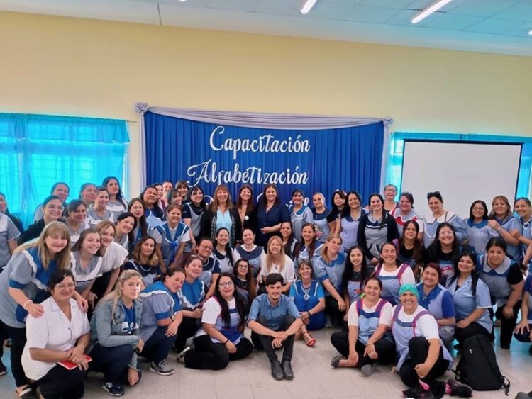 Formosa implementó capacitaciones docentes gratuitas y territoriales en el año 2024 en pos de la calidad educativa