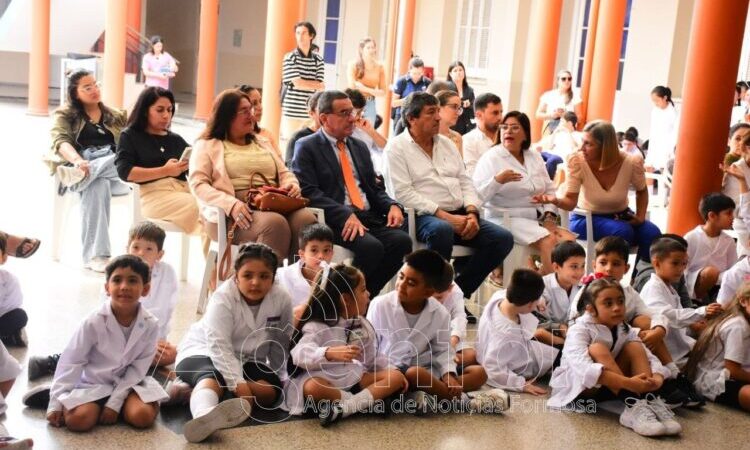 La Biblioteca Central del MCyE cumplió su sexto aniversario