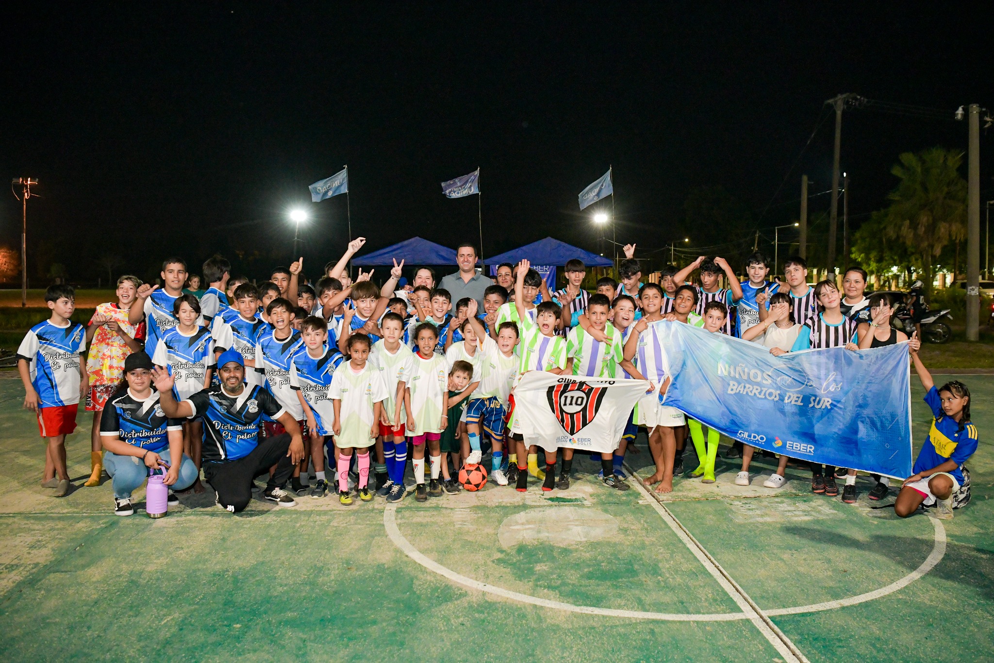 El Vicegobernador visitó a vecinos del barrio Virgen del Carmen