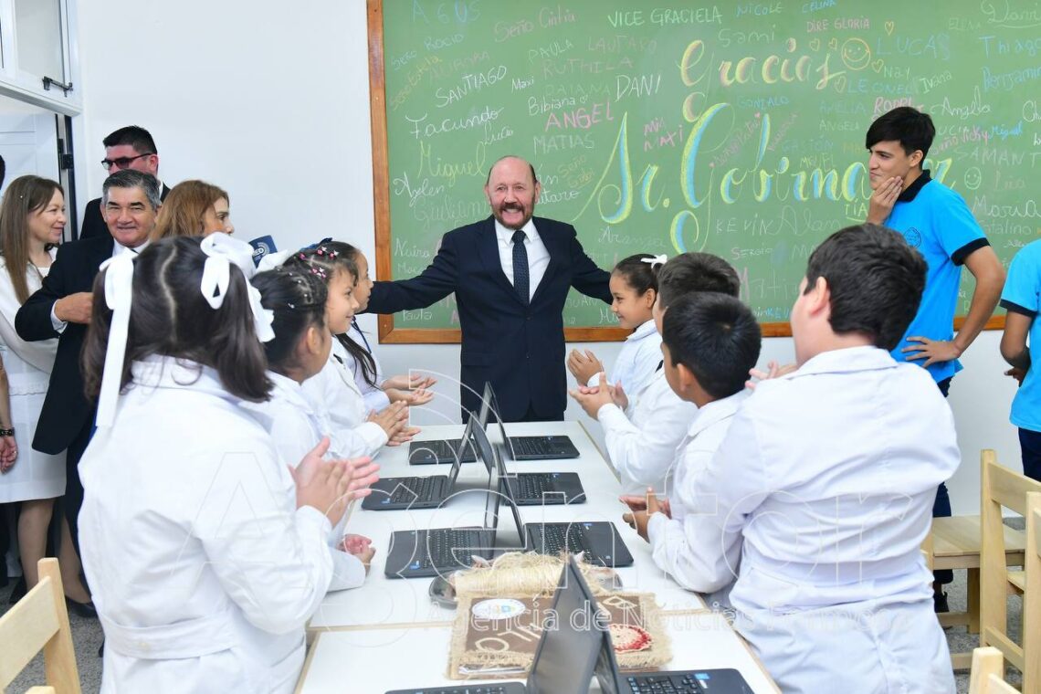 Comunidad de Lucero Cué agradecida con el gobernador Insfrán por las nuevas infraestructuras escolares