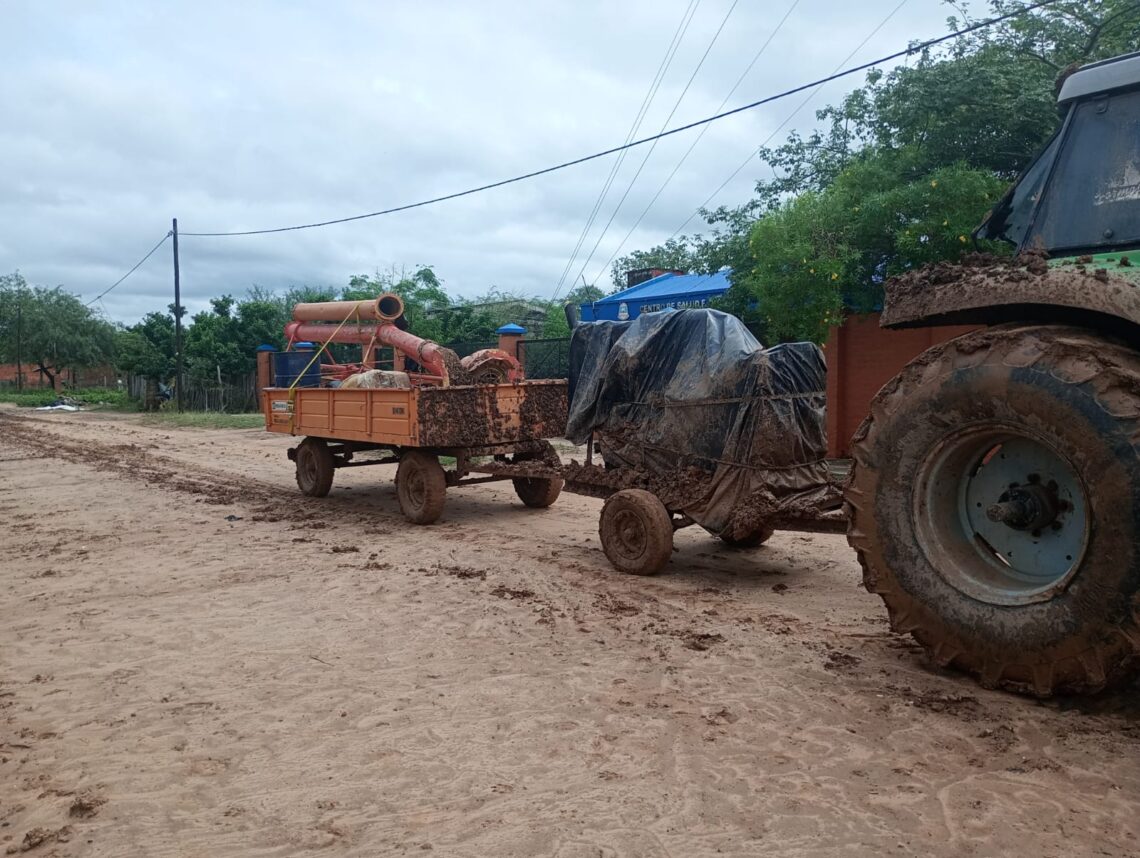 El Gobierno de Formosa continúa atendiendo las inundaciones en Fortín Soledad