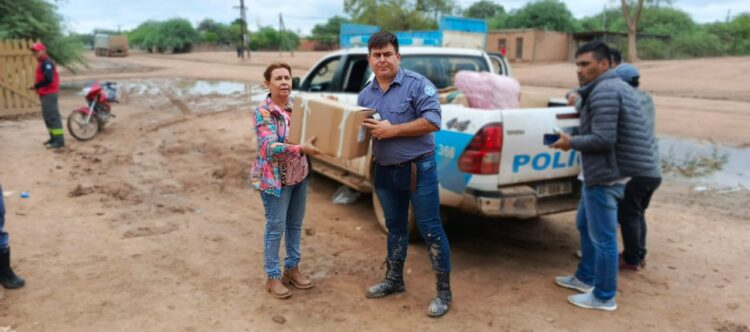 El Gobierno provincial brinda asistencia integral a pobladores ante crecida del río Pilcomayo