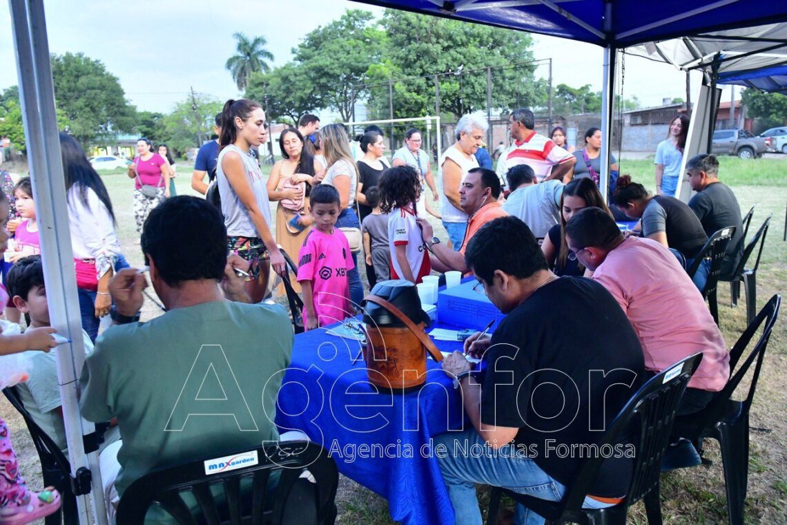 Solís: “Vamos a seguir visitando cada barrio y cada pueblo llevando acciones y fortaleciendo el Modelo Formoseño”
